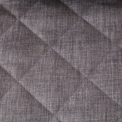 ライトグレーの生地感と色味