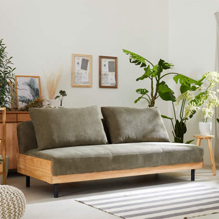 KHAKIのコーディネート