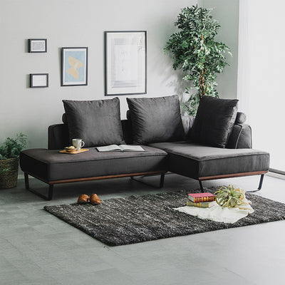 BLACKのコーディネート