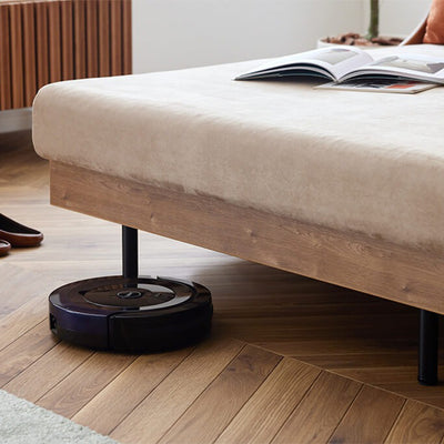 脚の高さはお掃除ロボット対応の13.5cm