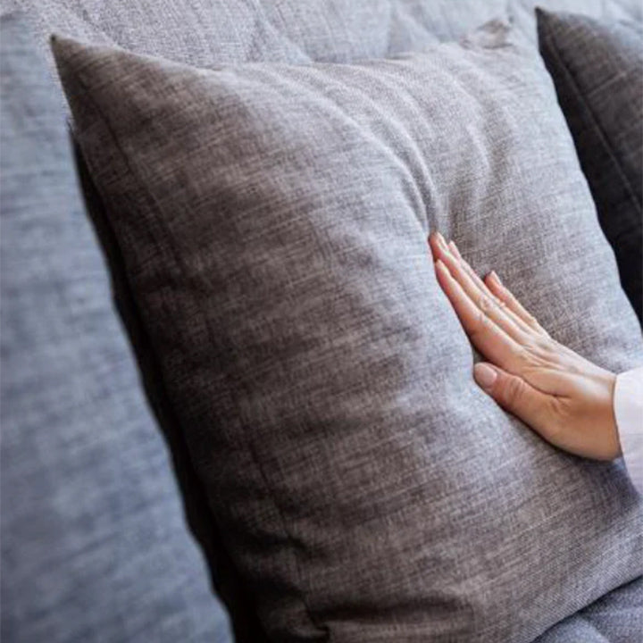 クッション3個付きです