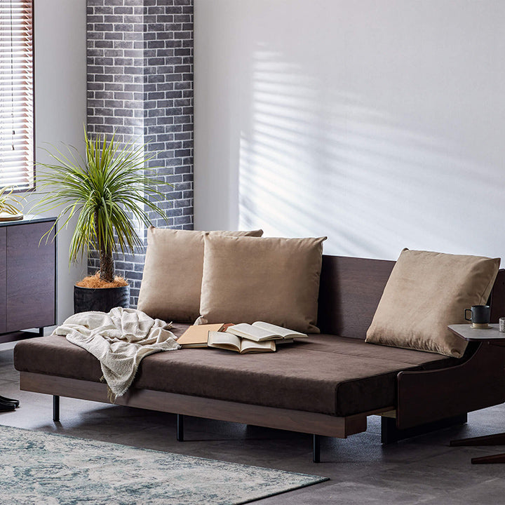 VN×ブラウンのコーディネート