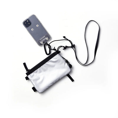 付属のアタッチメントにはスマホを外付けすることもできます