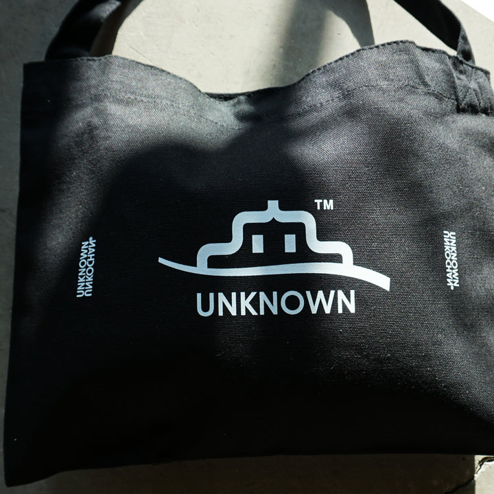 ゆっやんページ オリジナル サコッシュ -UNKNWON｜ ソファ・家具・インテリアの通販