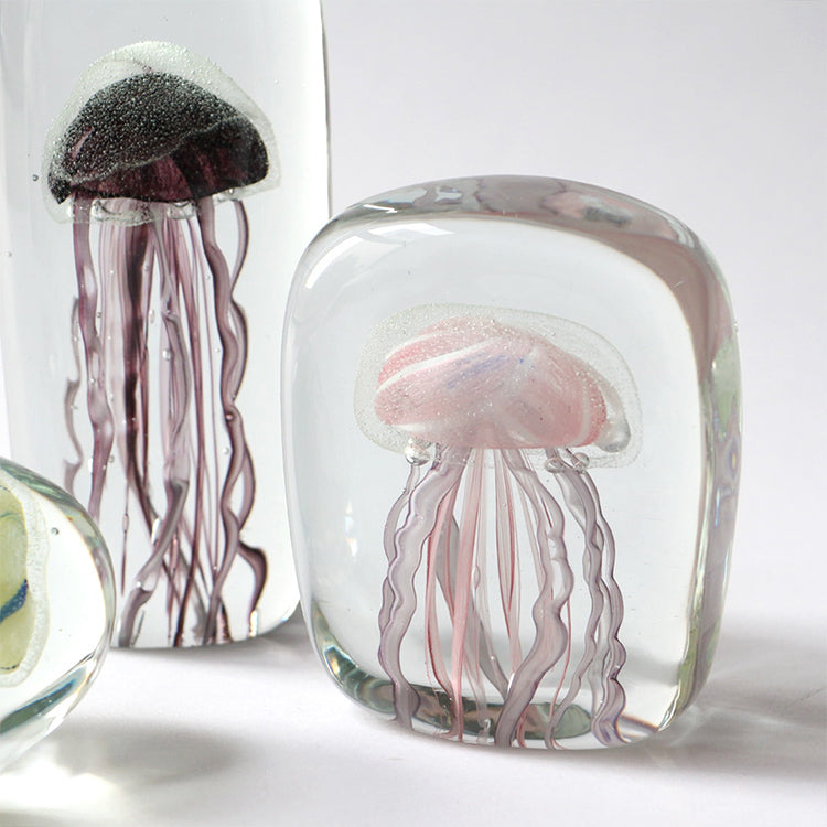 ブックエンドとしても