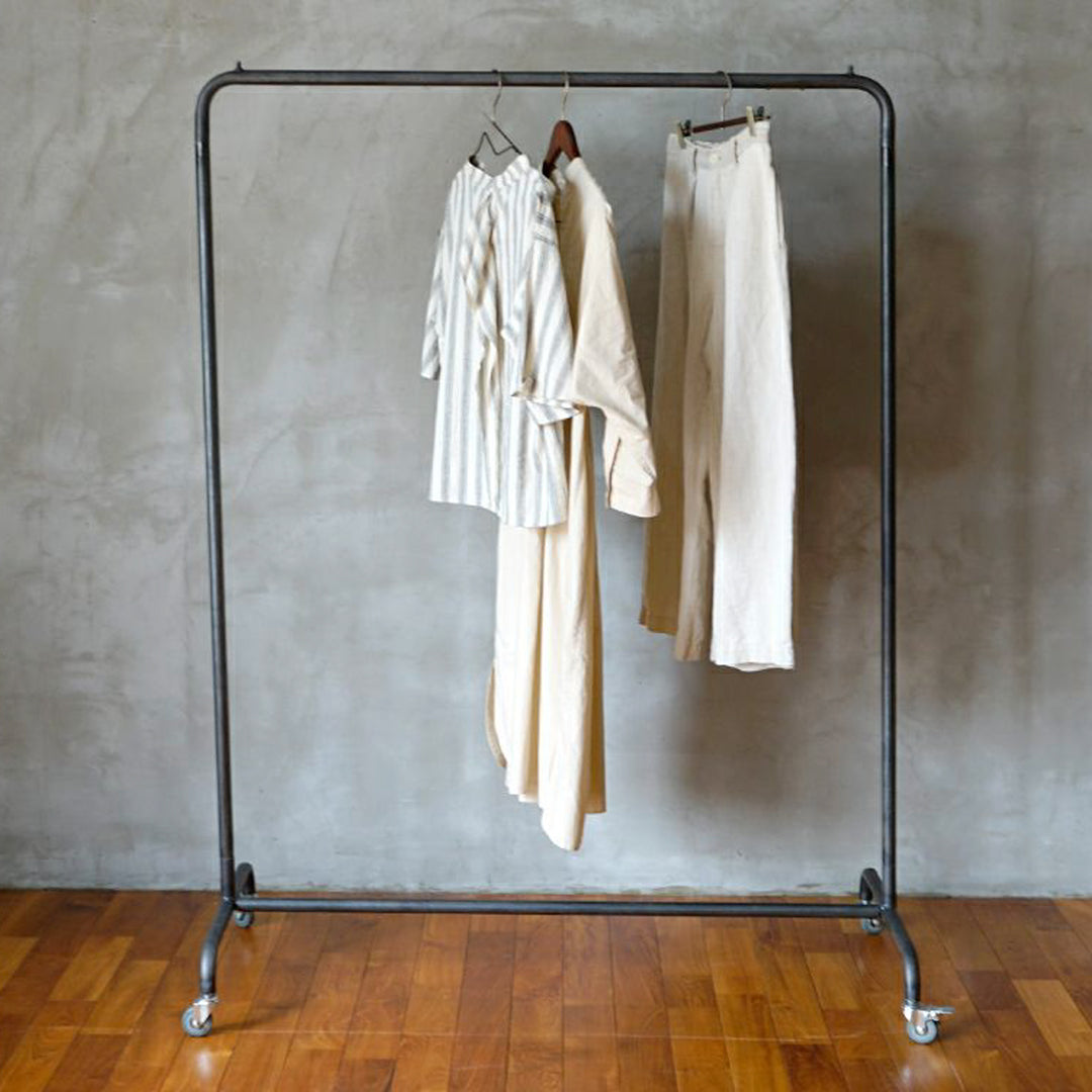 a.depeche / アデペシュ iron hanging stand
